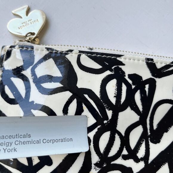 Kate Spade Eyeglass Print Zip Pouch Clutch Patent Leather Look 8.5"x5.25" - Picture 8 of 11
